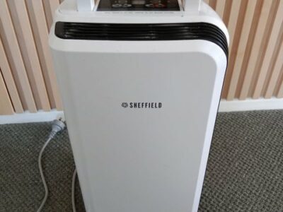 제습기 ( SHEFFIELD) AS NEW CONDITION (in box)