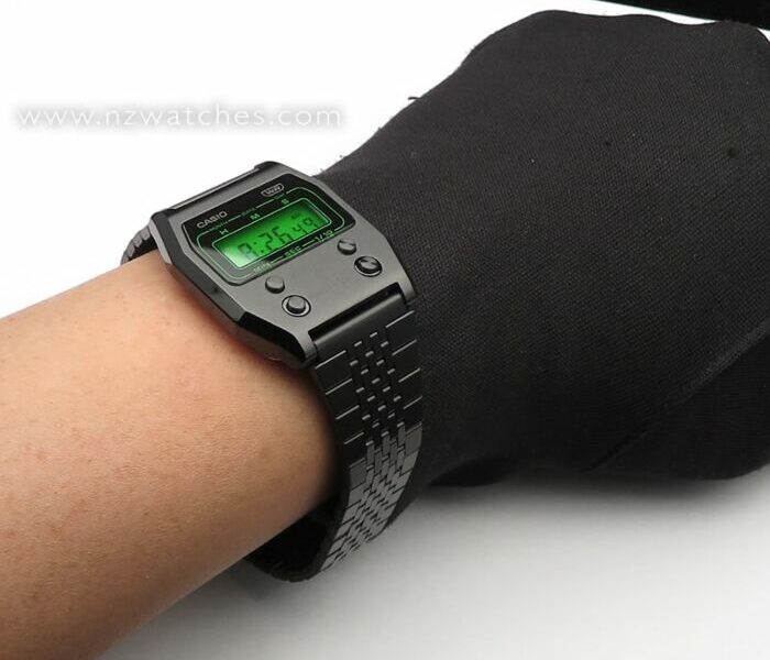 카시오 레트로 디자인 전자시계 팝니다.