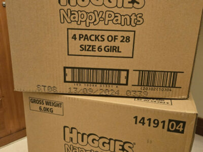 여아용 6사이즈 팬티타입 판매합니다. 1박스