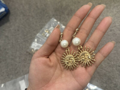 귀찌 모두 $2 (귀 안뚫어도 착용 가능)