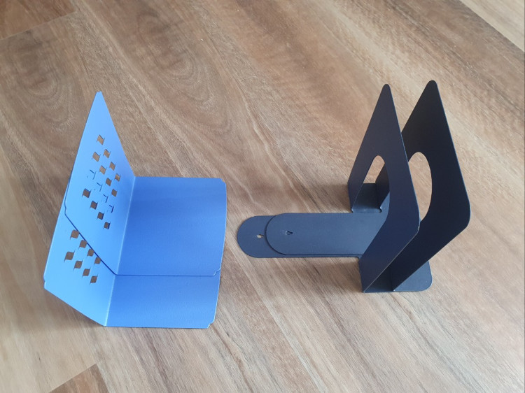 북엔드 2세트, Cd케이스 2개