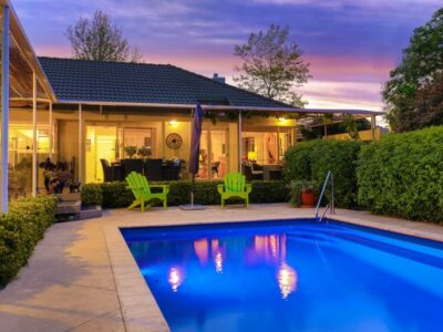 (SOLD) Greenhithe 두가족이 살아도 되는구조의 집이 나왔습니다!