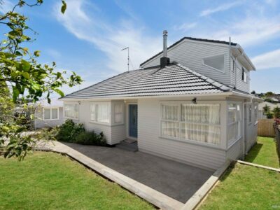 Forrest Hill - 방4개 더블 웨슬레이크 존. (SOLD)