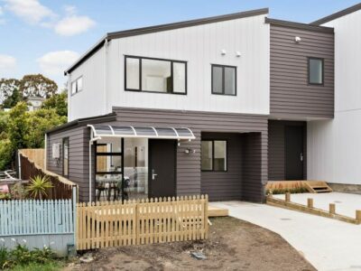 Totara Vale 방 4 개 새집