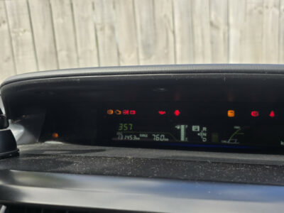 2012 Toyota prius alpha 팝니다.