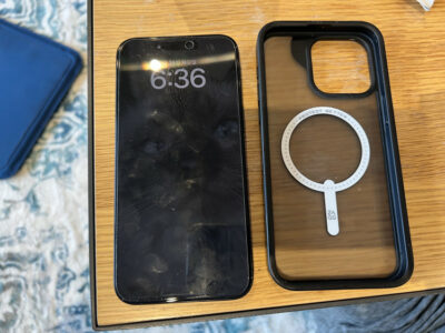 아이폰 15pro max 256gb black 팝니다