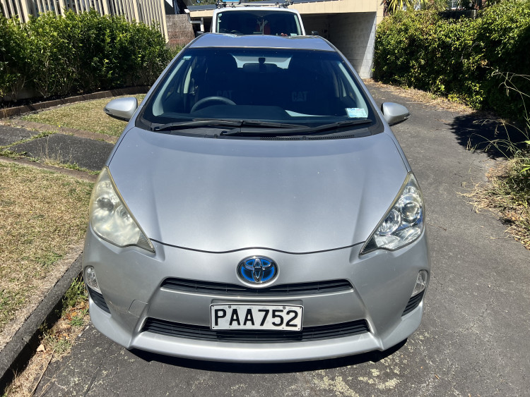 2014 Toyota Aqua Hybrid $8500