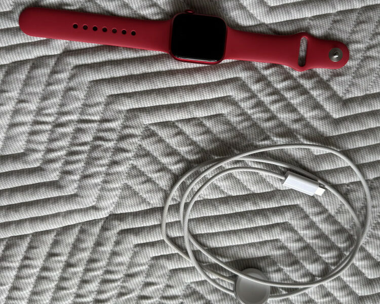 애플워치 시리즈9 41mm 셀룰러 버전 판매합니다