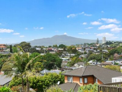 Forest Hill $998,000 빠르게 매매될집.