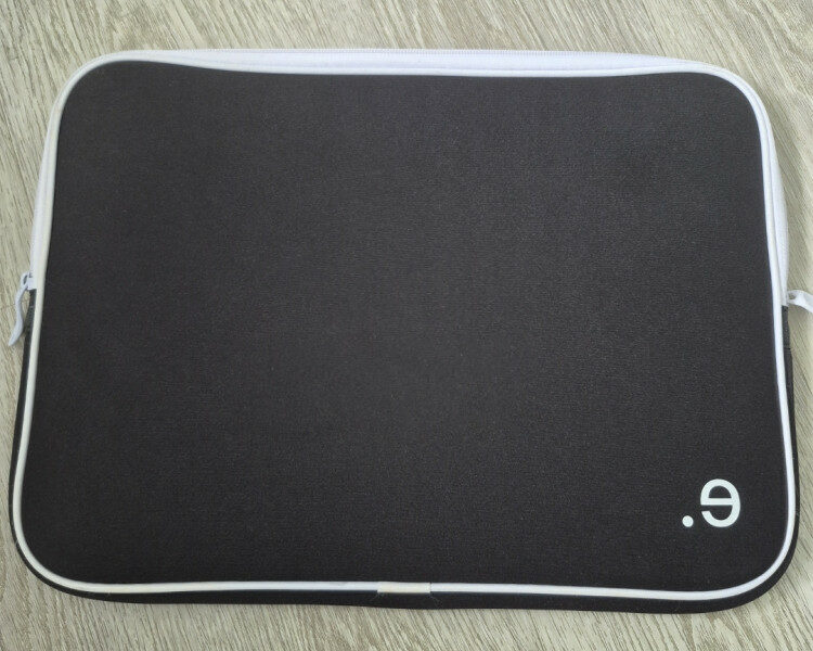 노트북 파우치 15.7"