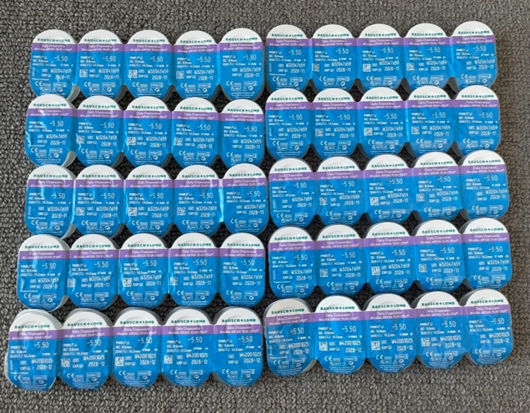 바슈롬 소프렌 원데이 렌즈 100개 $50