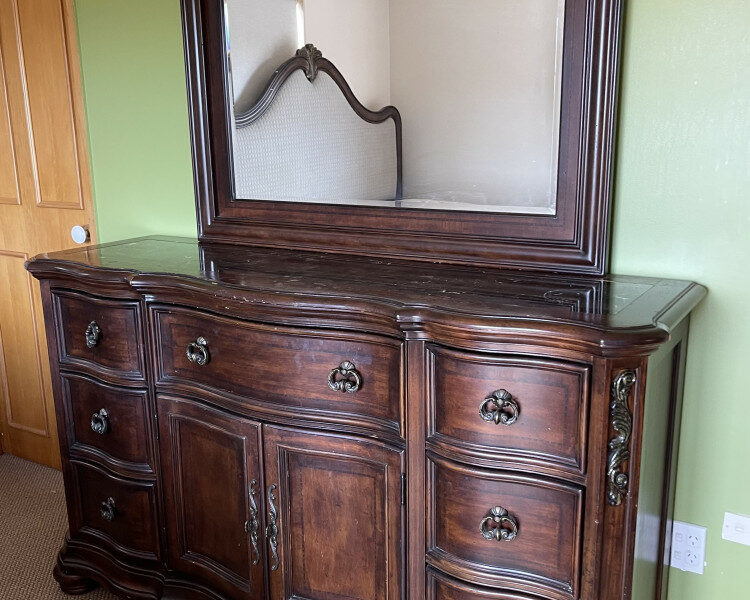 앤틱 화장대 거울 포함 250불