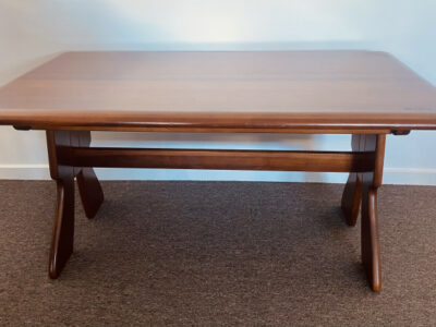 일본산 튼튼 천연 원목 테이블, 거실 테이블, 다용도 테이블 판매합니다.