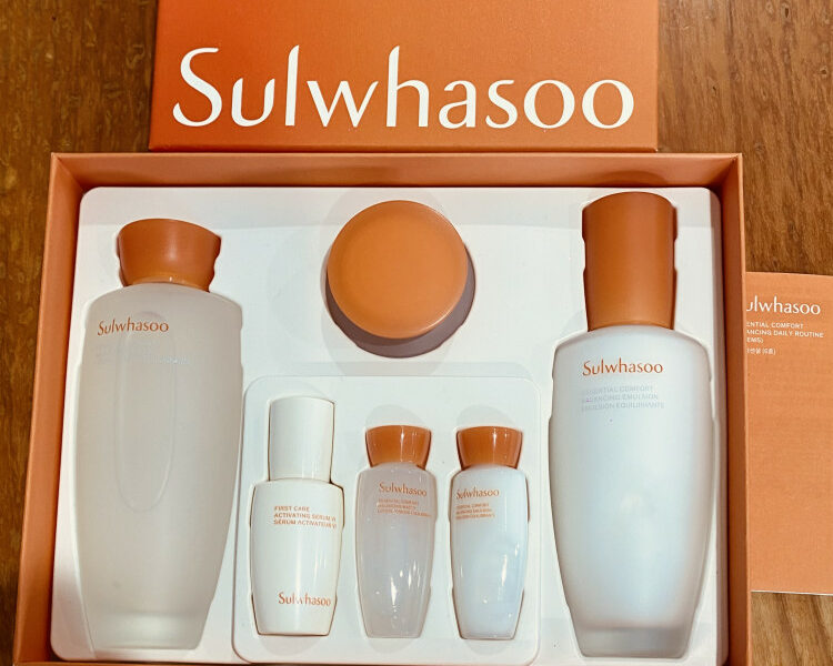 명품 화장품 설화수 6종 세트 있습니다. (부탁 받고 올림)