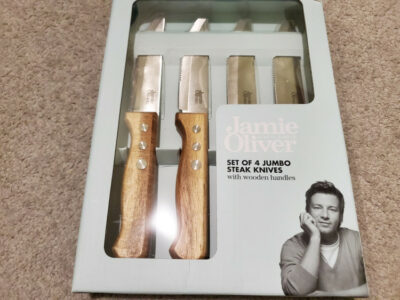 제이미 올리버 Jumbo Steak Knife Set 판매합니다.